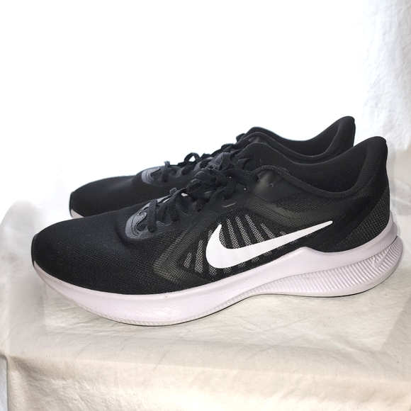 Nike Downshifter 11 Size 12 EUC - Picture 3 of 10